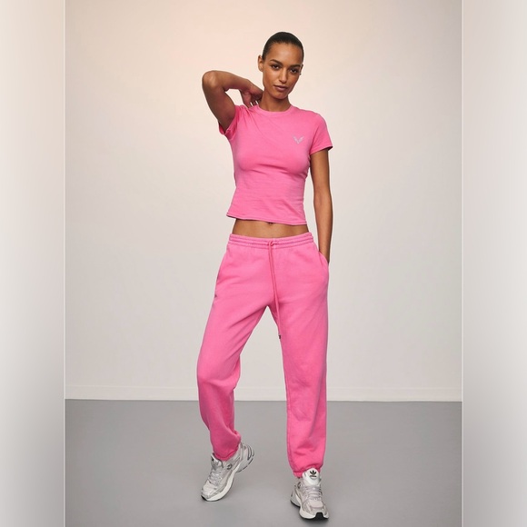 VICTORIA’S SECRET Sweatshirt and Joggers Set. - Picture 6 of 8